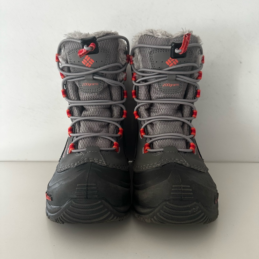 COLUMBIA snow boots Youth Bugaboot III in size 1